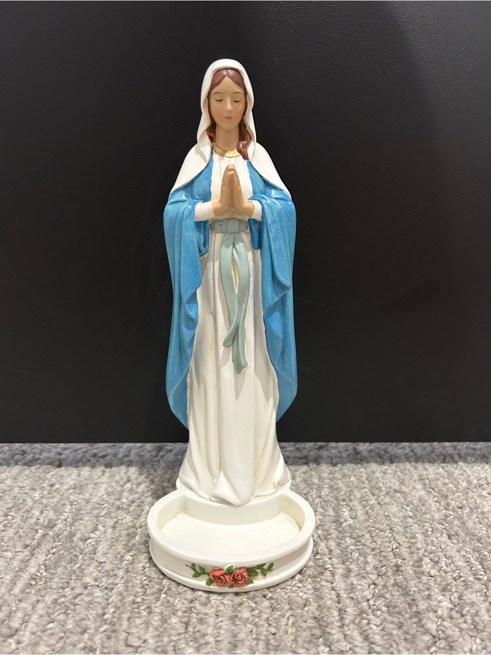 Praying Our Lady of Grace The Virgin Mary Rosary Holder Statue Figurine, 8 Inch